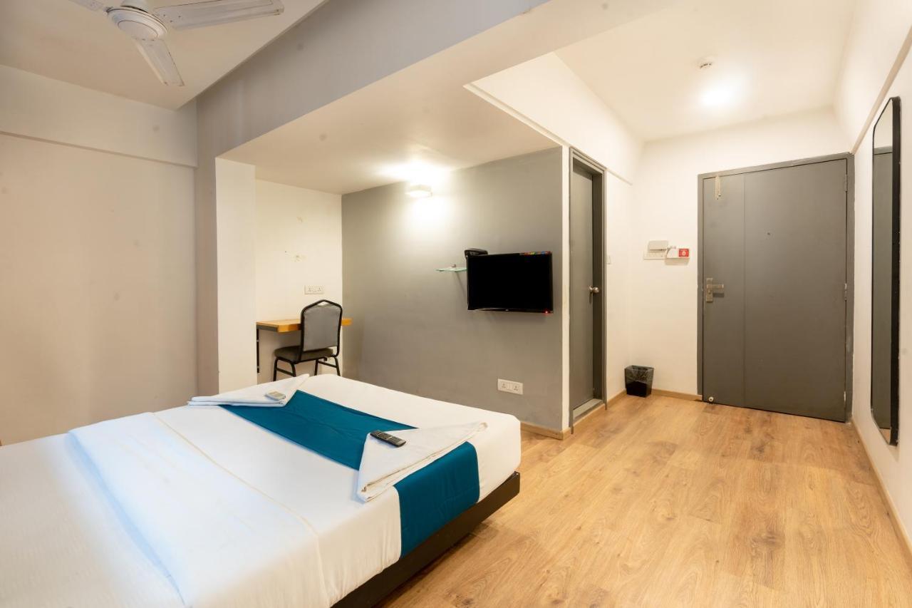 Hotel Arma Town House ムンバイ エクステリア 写真
