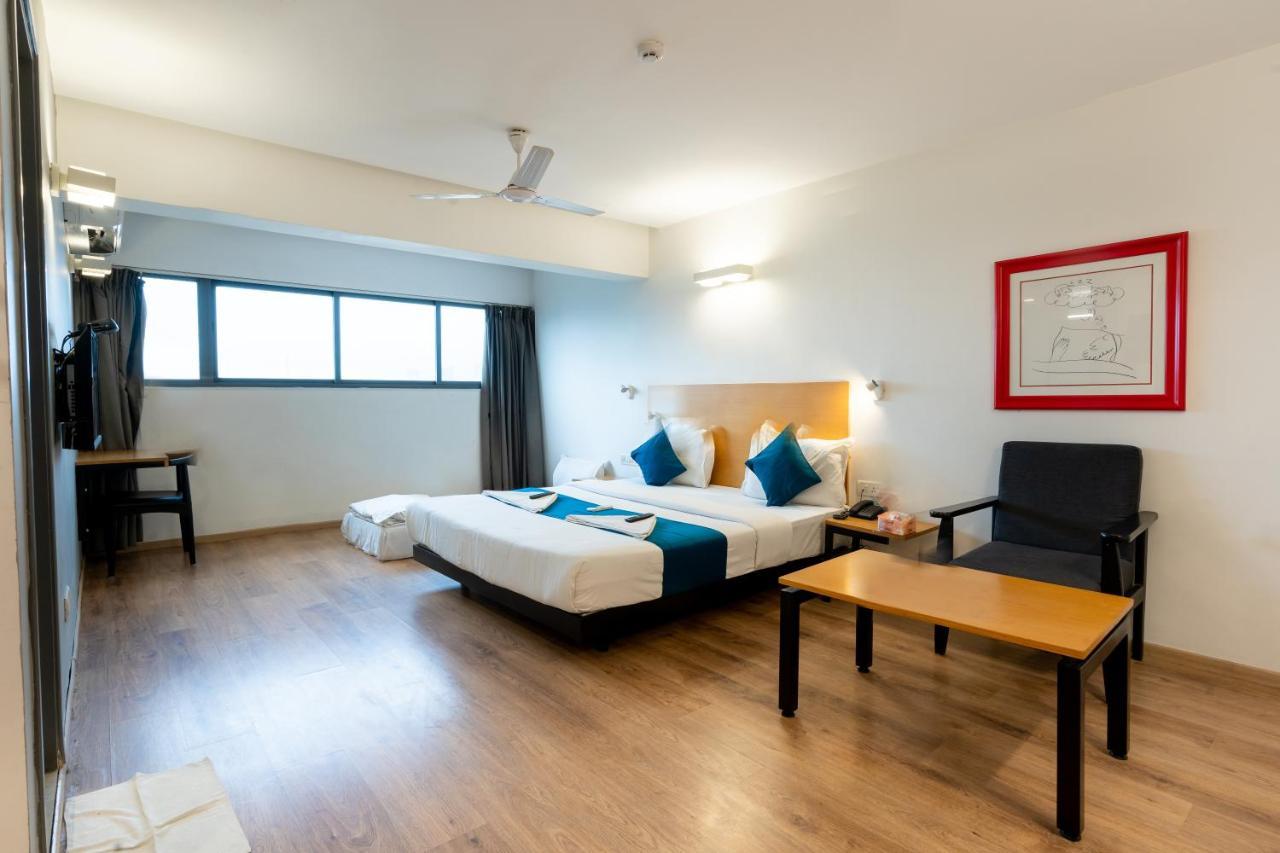 Hotel Arma Town House ムンバイ エクステリア 写真